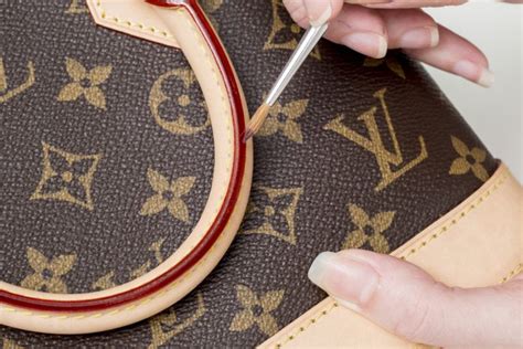 repair wallet lv hong kong|louis vuitton watch repair cost.